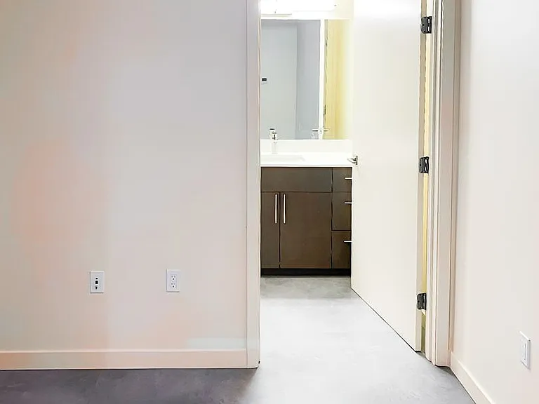 Bell View Apartments — Photo 123