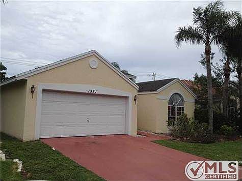 1st image of 1381 Fairfax Cir E