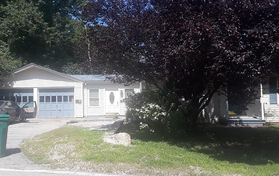 405 Rhodes Ave, Woonsocket, RI 02895 Zillow