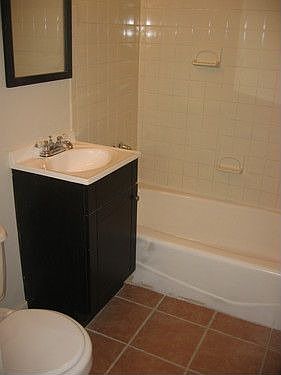 3rd image of 1817 Elkridge Ln