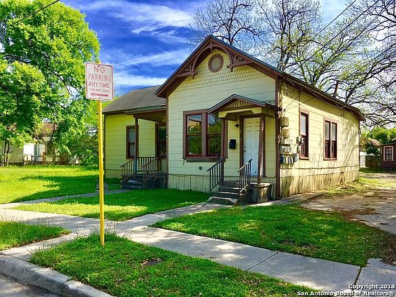 2nd image of 414 Barrera St
