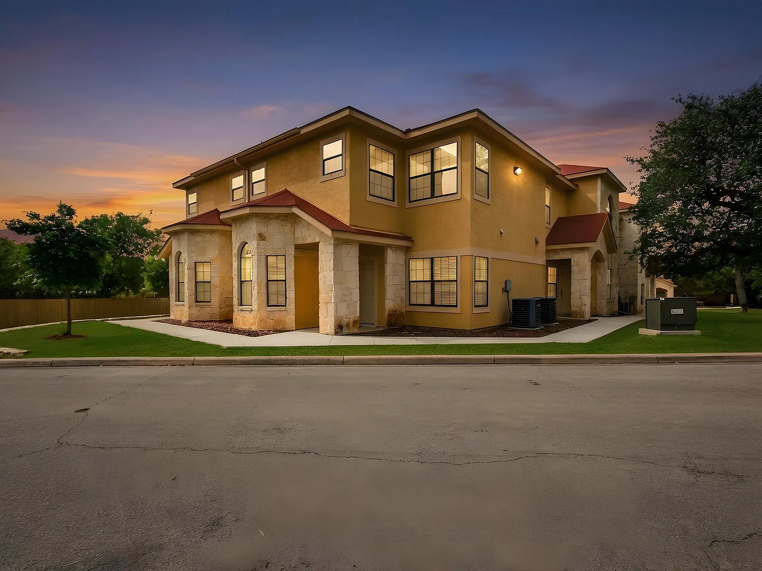 2 bed, 1283 sqft, $1,650 — Photo 3