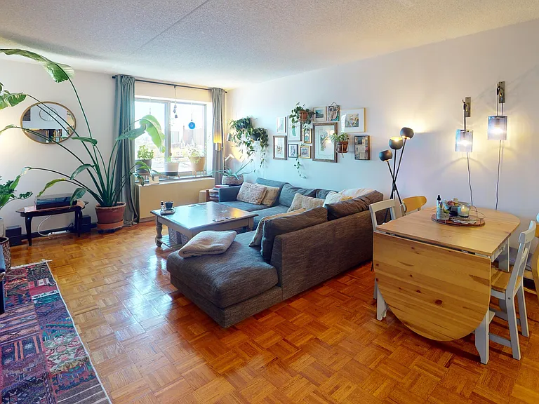 300 W 135th St #11D — Photo 1