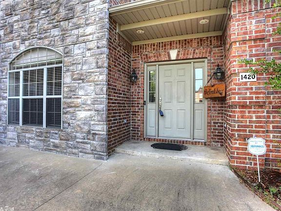 2nd image of 1420 Sunderlin Park Dr