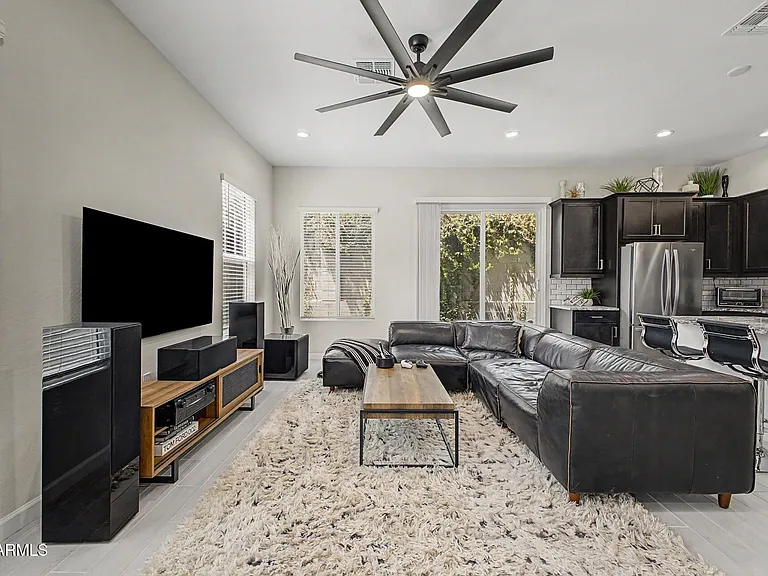 5038 E Anderson Dr — Photo 6