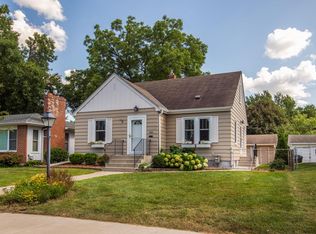920 Iowa Ave W, Saint Paul, MN 55117