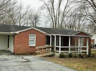 547 E Jere Whitson Rd, Cookeville, TN 38501