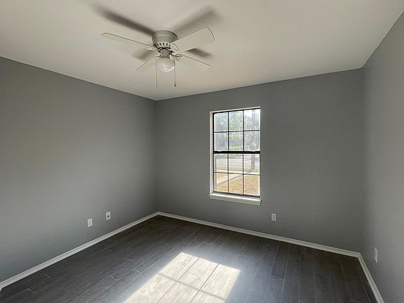 5th image of 2217 Creswell Ave #2