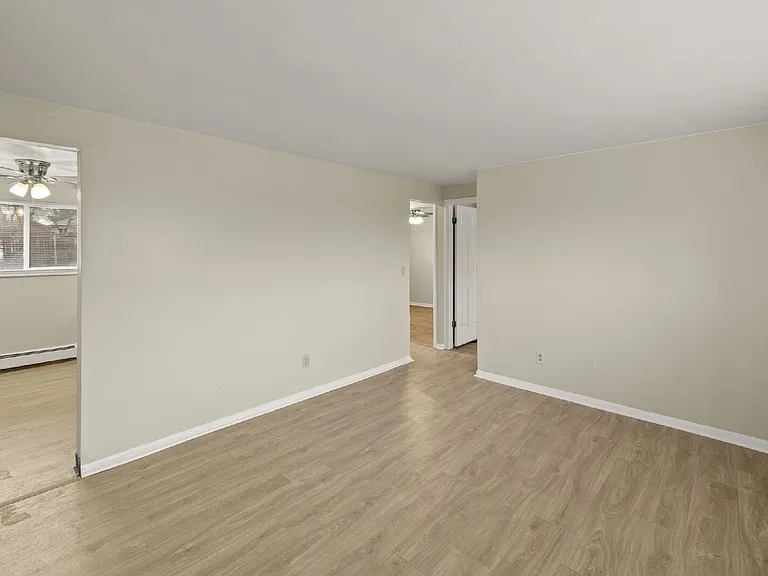 4060 Airport Rd — Photo 4