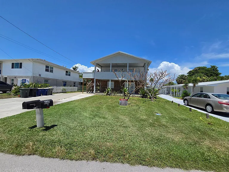 337 Hernando St — Photo 9