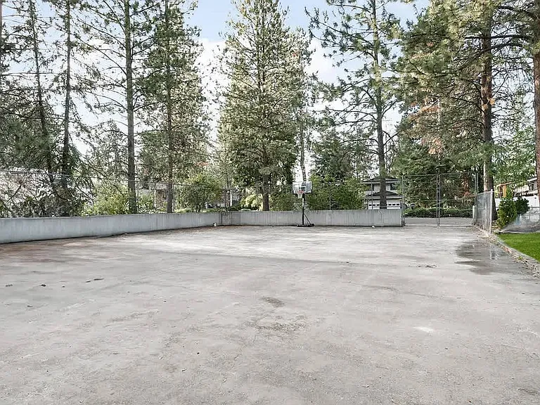105 S Westwood Dr #ID1542975P — Photo 11
