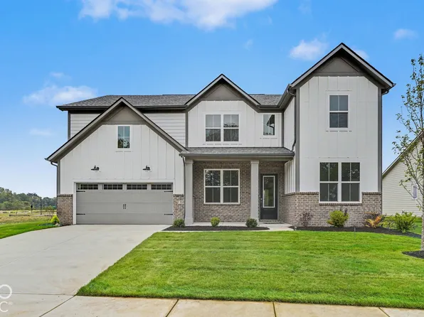 5589 Gaston Rd, Avon, IN 46123