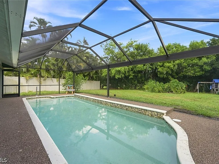 18918 Cypress View Dr — Photo 49