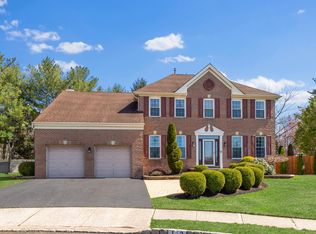 12 Jared Ct, Howell, NJ 07731