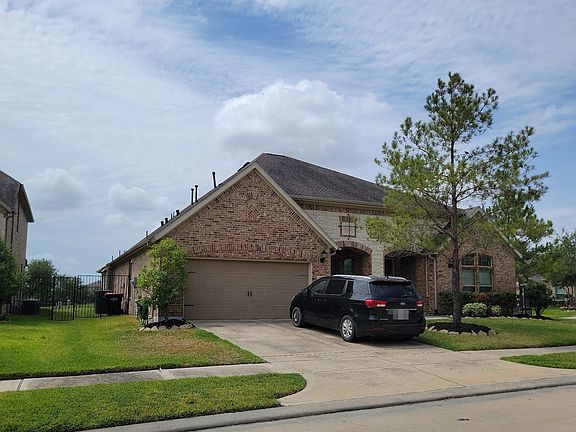 3rd image of 20327 Broad Harbor Ln