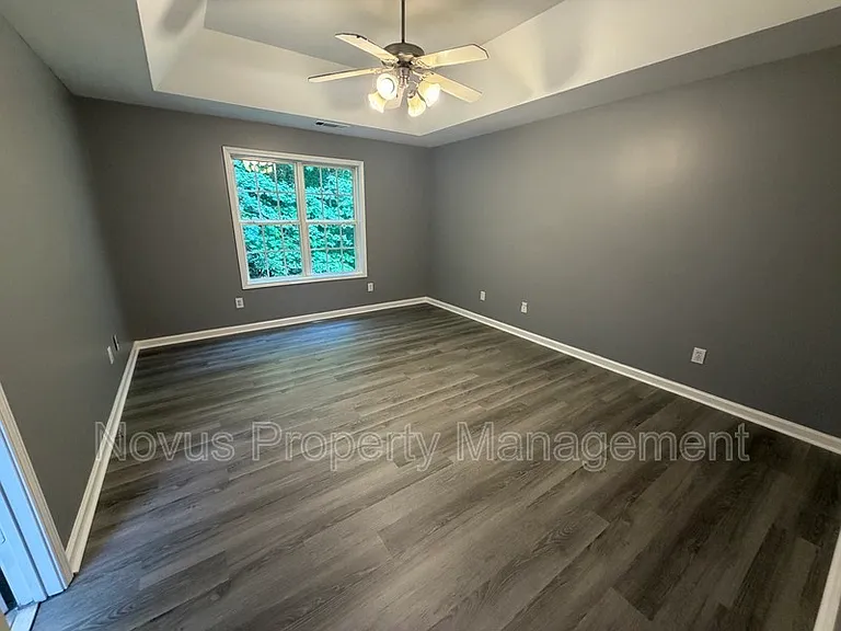 214 Farmington Trce — Photo 13