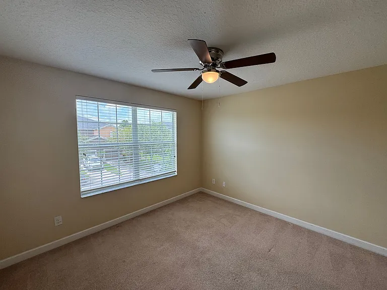 2832 Adelaide Ct — Photo 11