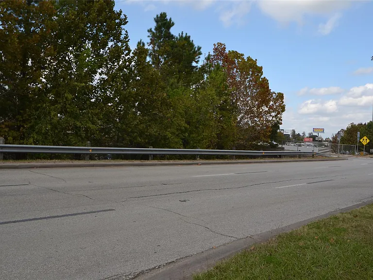 304 Dell Ct #6 — Photo 30