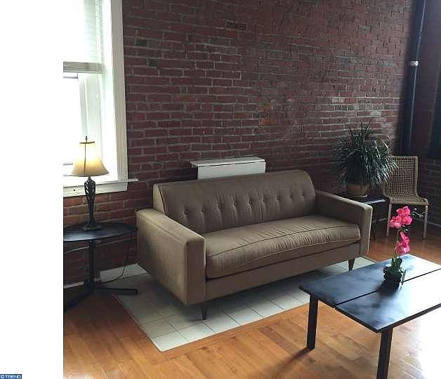 2nd image of 1010 Arch St Unit 207