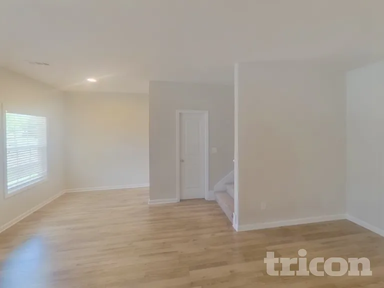 4210 Effie Seward Dr — Photo 4
