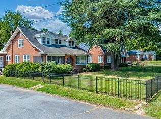 584 Rutherford Rd, Marion, NC 28752