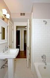 2nd image of 3810 Whitland Ave APT 4