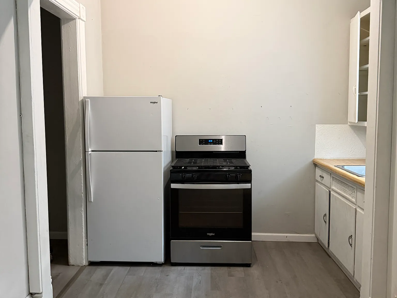 1 bed, 400 sqft, $750 — Photo 4