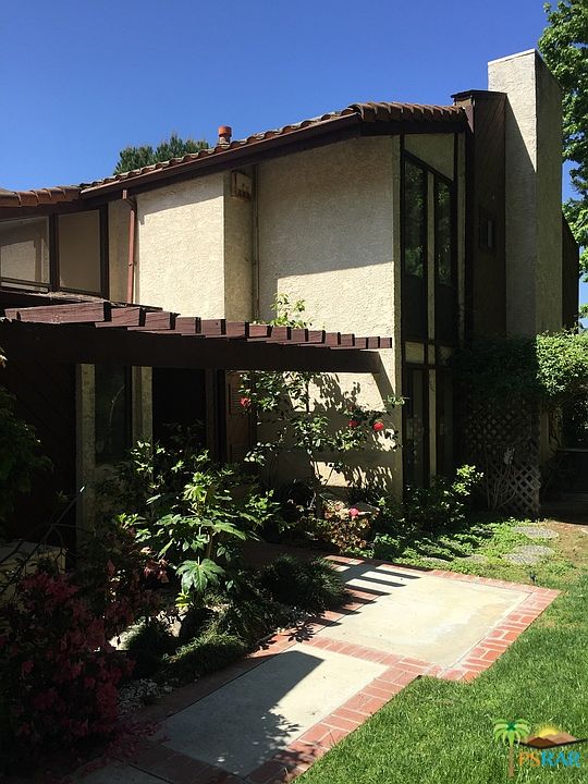 1st image of 2557 Almaden Ct