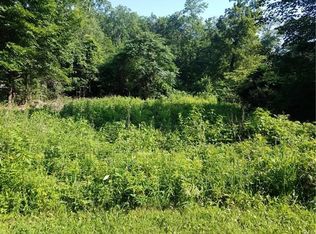 Hickory Ln, Pawling, NY 12564