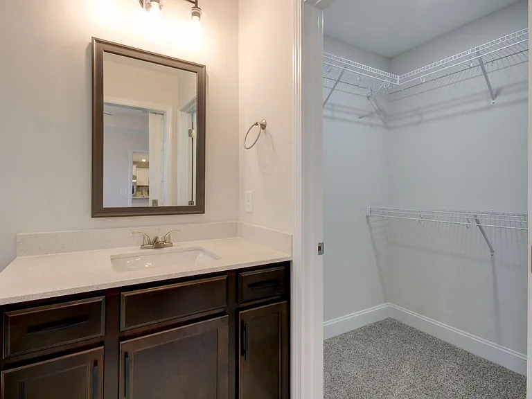 196 Donegal Dr — Photo 13