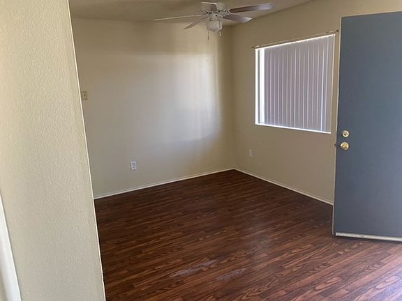 2nd image of 901 Palmbrook Dr #5