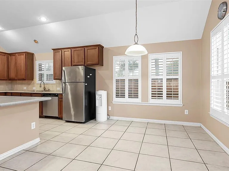 8318 Lemonmint Meadow Dr — Photo 19