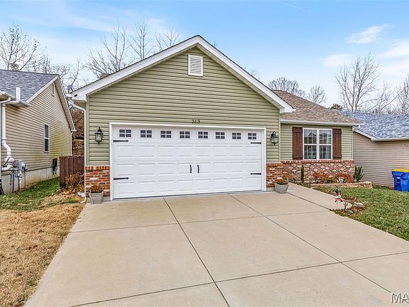 2nd image of 313 Andy Habsieger St
