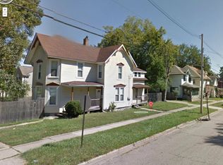 57 Center St, Pontiac, MI 48342
