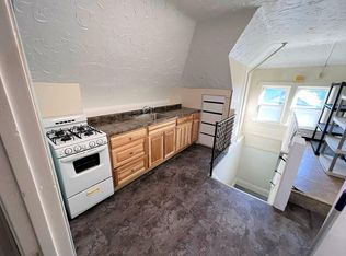 411 W 8th St #6, Winona, MN 55987
