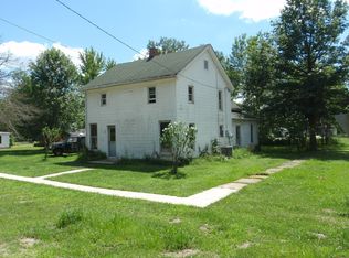 400 Maple St, Laddonia, MO 63352