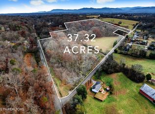 620 Johnson Rd, Maryville, TN 37804