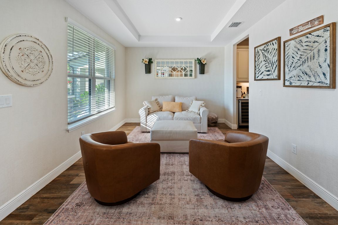 next background image