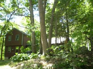 36 Blueberry Hl, Dedham, MA 02026