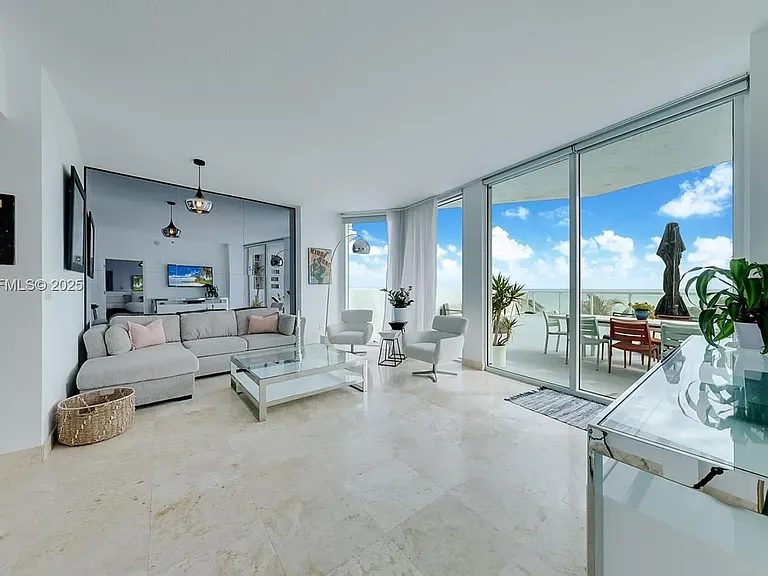 6515 Collins Ave #605 — Photo 4