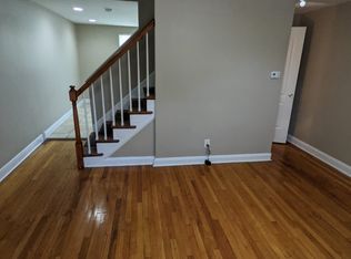 1340 Deanwood Rd, Baltimore, MD 21234