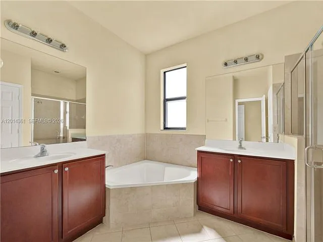 11924 SW 155th Ct — Photo 6