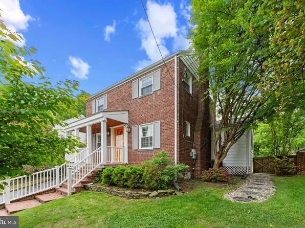1214 W Braddock Rd, Alexandria, VA 22302