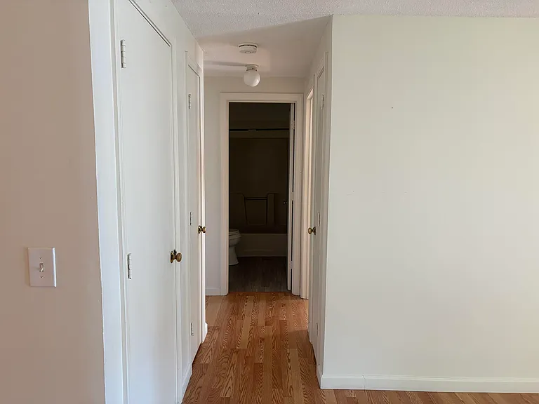 1007 White Cedar Blvd — Photo 15