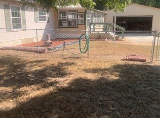 186 Walnut St, Nocona, TX 76255