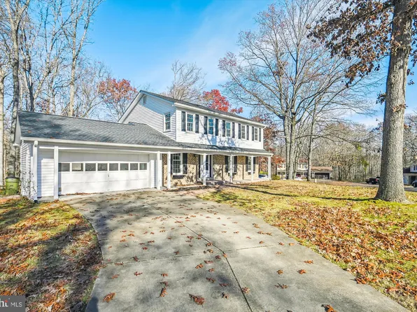 2640 Pewter Pl, Woodbridge, VA 22192