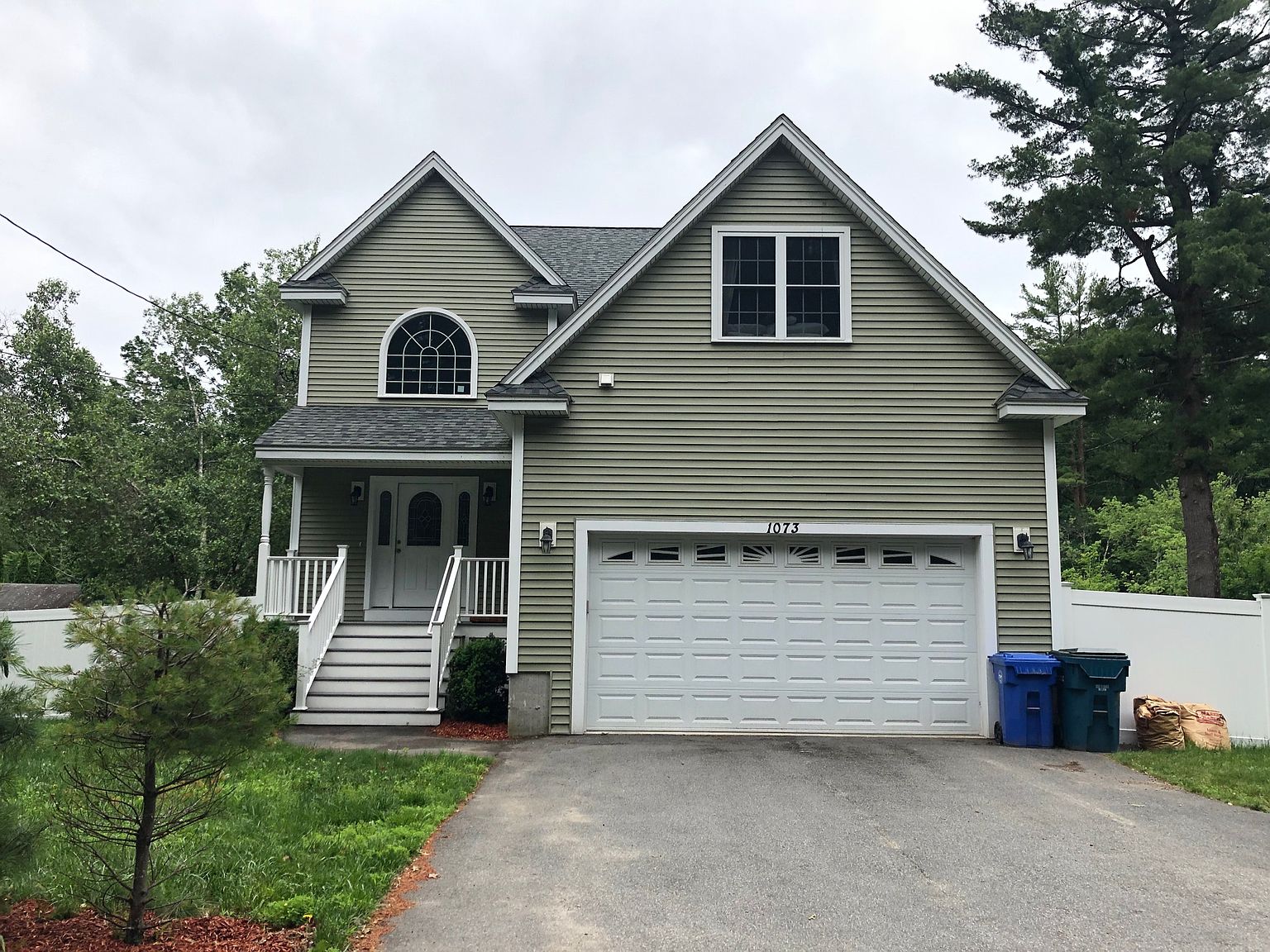 1073 Shawsheen St, Tewksbury, MA 01876 Zillow