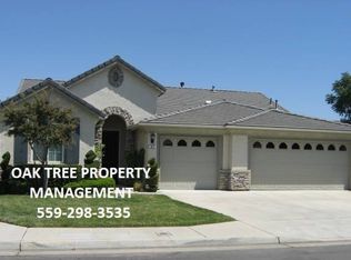 927 Carson Ave, Clovis, CA 93611