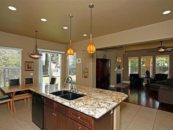 Kitchen and informal dining 