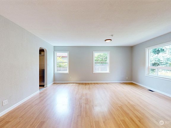 2nd image of 648 Balm Street